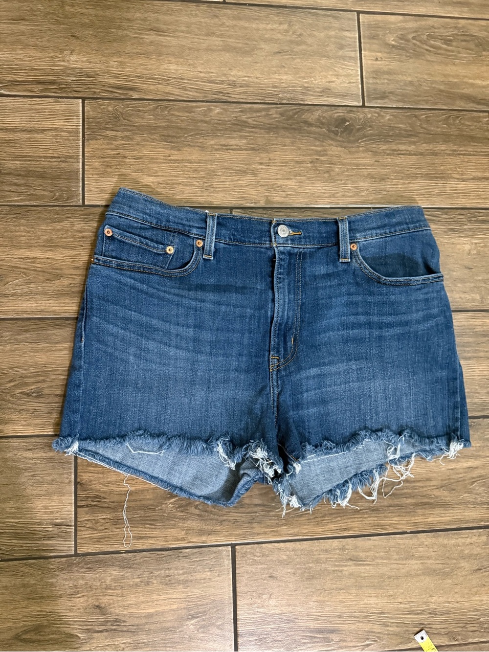 Levi's high rise raw hem denim womens blue shorts 33